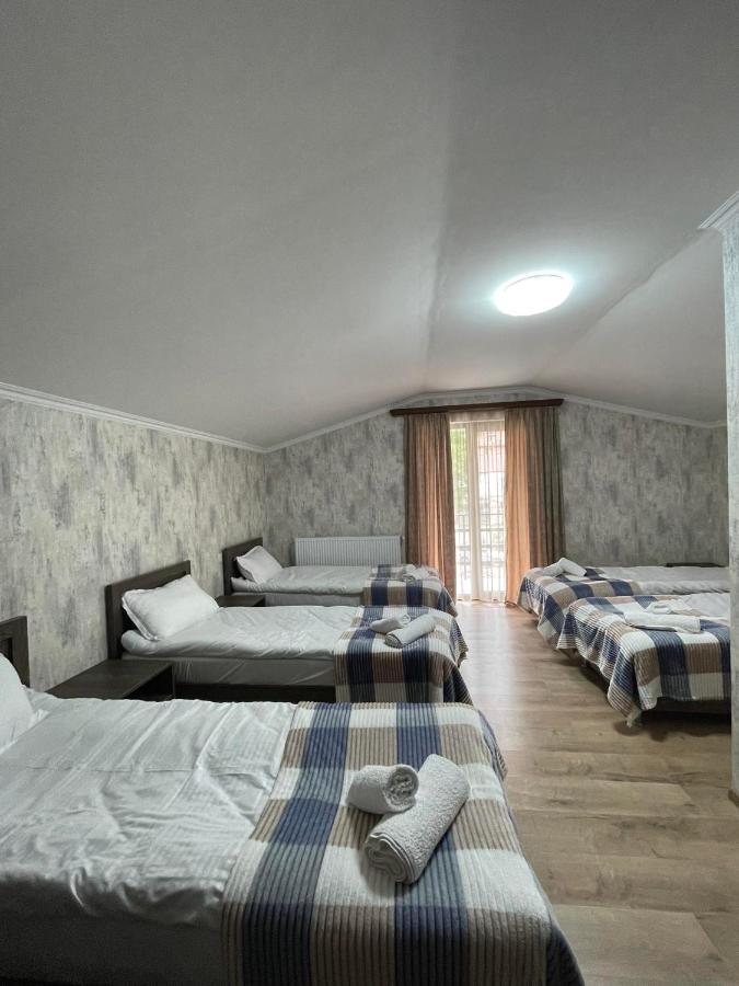 Hotel Shina Kazbegi Exteriör bild
