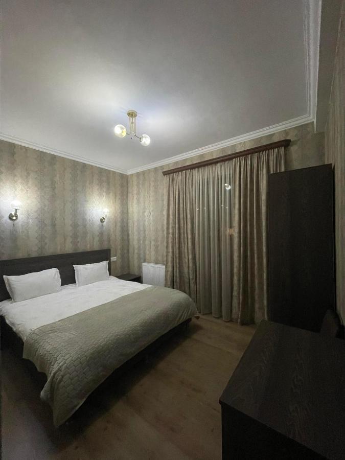 Hotel Shina Kazbegi Exteriör bild