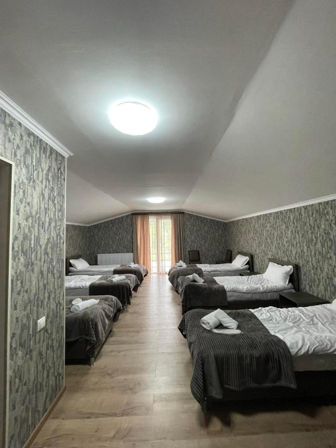 Hotel Shina Kazbegi Exteriör bild