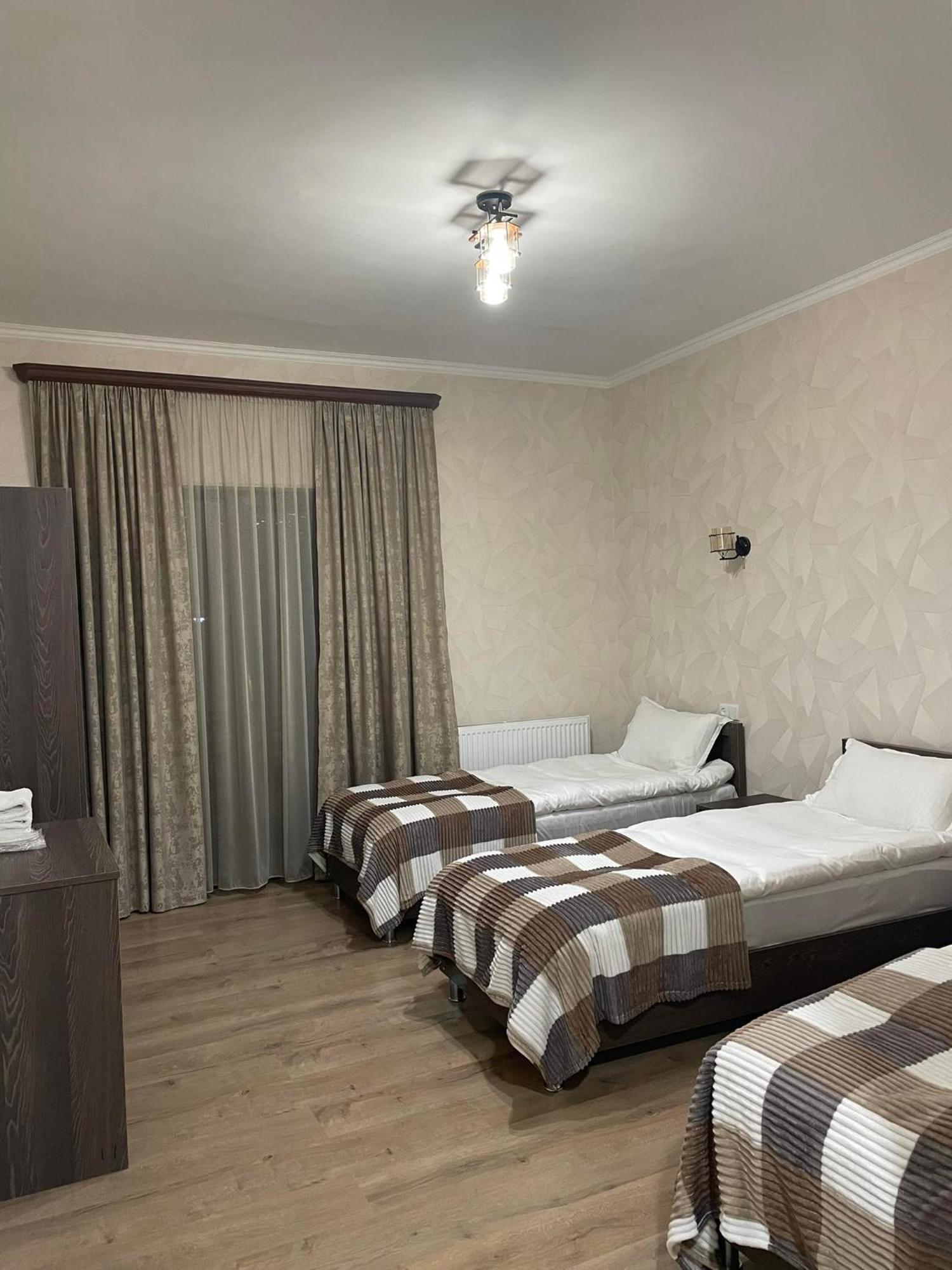 Hotel Shina Kazbegi Exteriör bild